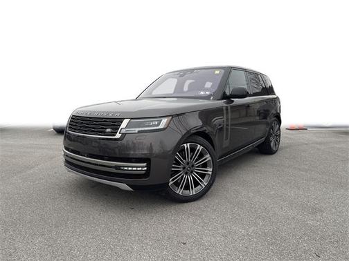 2023 Land Rover Range Rover P530 SE