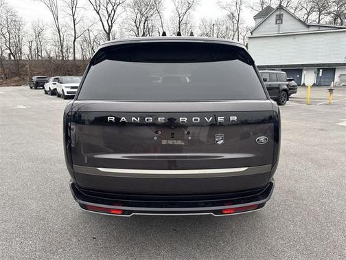 2023 Land Rover Range Rover P530 SE