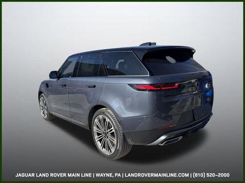 2026 Land Rover Range Rover Sport SE