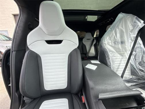 2025 Land Rover Range Rover Sport P635 SV Edition Two