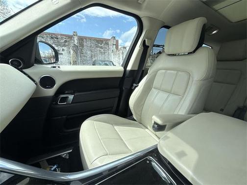 2022 Land Rover Range Rover Sport HSE Silver Edition