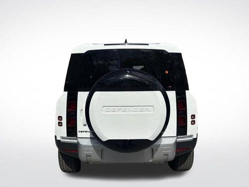 2025 Land Rover Defender 90 P300 S
