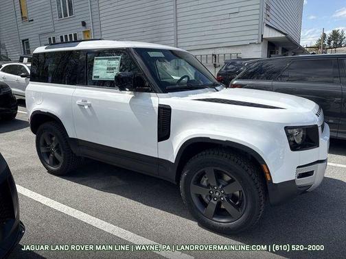 2025 Land Rover Defender 90 P300 S