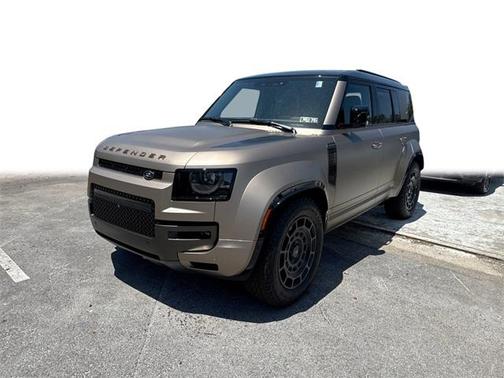 2025 Land Rover Defender V8