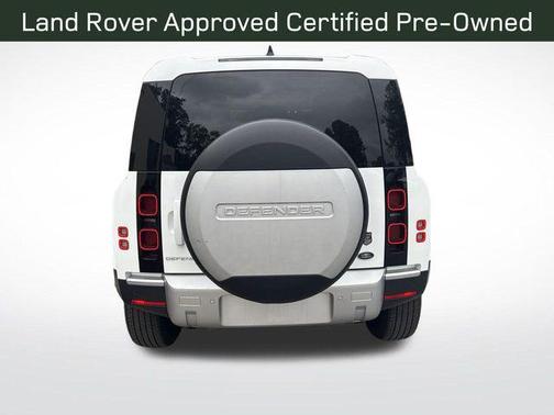 2023 Land Rover Defender 90 SE