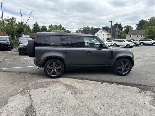 2024 Land Rover Defender 110 P525 Carpathian Edition