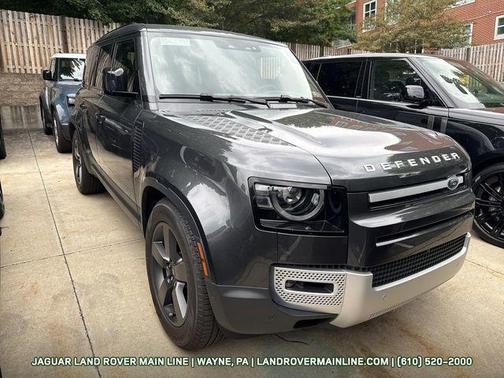 2025 Land Rover Defender 110 P400 S