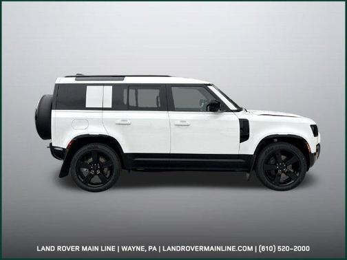 Fuji White 2026 Land Rover Defender P400 X-Dynamic SE
