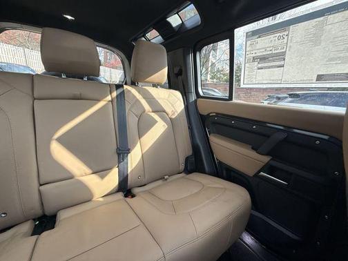 2026 Land Rover Defender 110 S