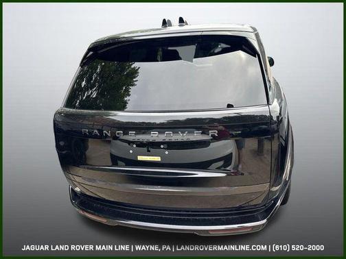 2025 Land Rover Range Rover P400 SE 7 Seat