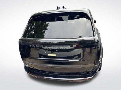 2025 Land Rover Range Rover P400 SE 7 Seat