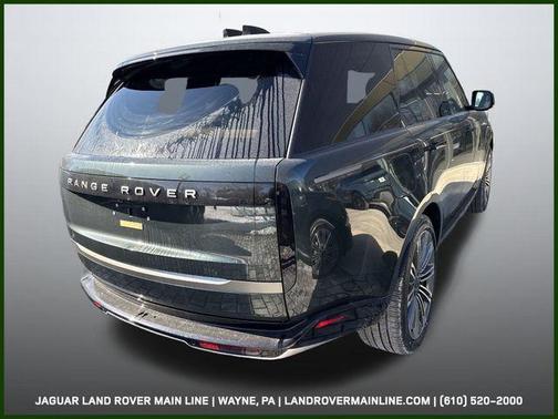 2026 Land Rover Range Rover P530 SE