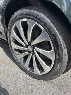 2025 Land Rover Range Rover P530 SE