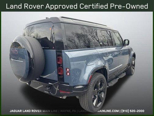 2025 Land Rover Defender P400 X-Dynamic SE