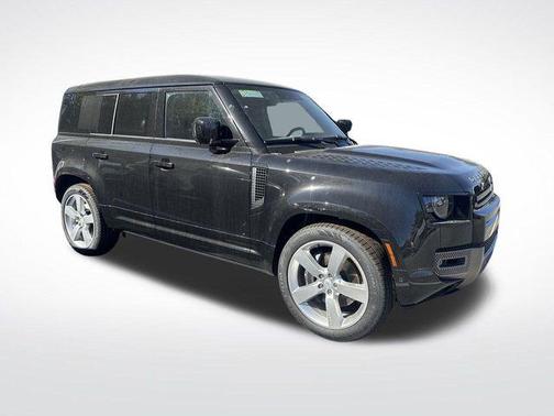 2025 Land Rover Defender X-Dynamic SE