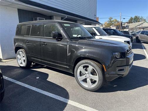 2025 Land Rover Defender X-Dynamic SE