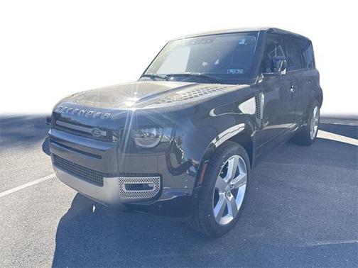 2025 Land Rover Defender X-Dynamic SE