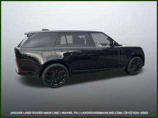 2026 Land Rover Range Rover SE