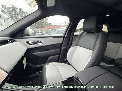 2026 Land Rover Range Rover Velar P250 SE R-Dynamic