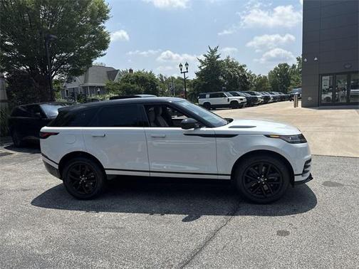 2026 Land Rover Range Rover Velar P250 SE R-Dynamic
