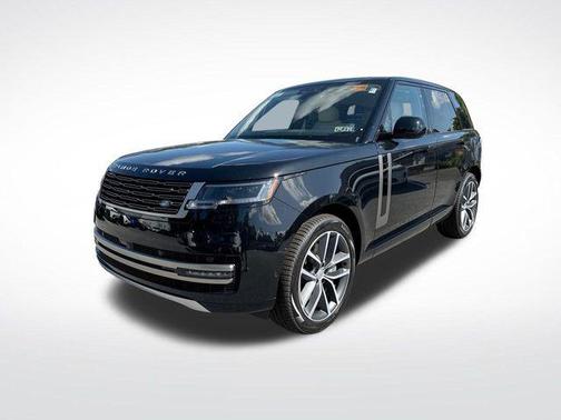 2025 Land Rover Range Rover P550e SE