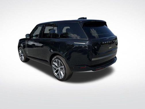 2025 Land Rover Range Rover P550e SE