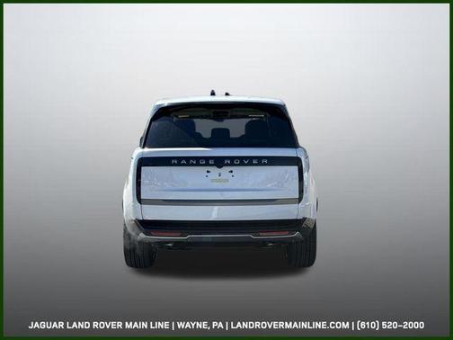 Fuji White 2026 Land Rover Range Rover P550e SE