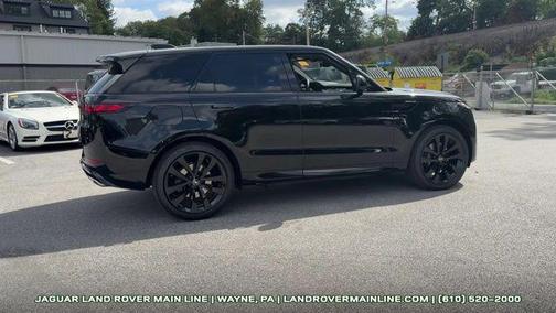 2025 Land Rover Range Rover Sport SE