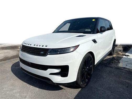 2025 Land Rover Range Rover Sport SE
