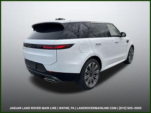 2026 Land Rover Range Rover Sport SE