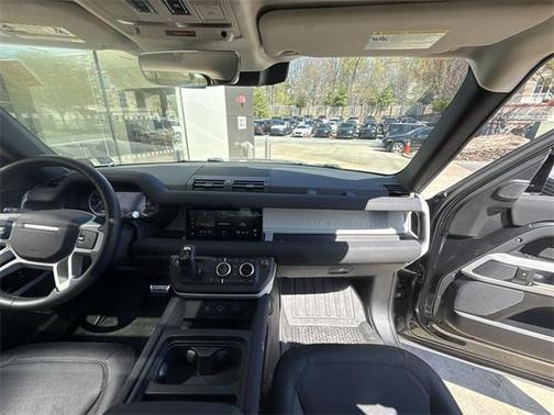2023 Land Rover Defender 90 S
