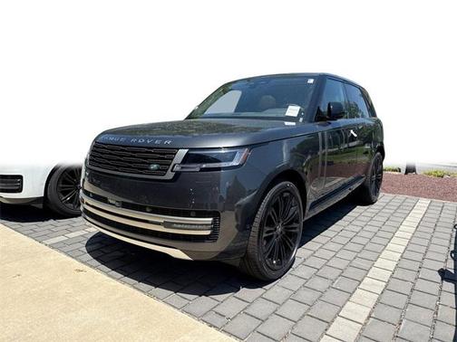 2025 Land Rover Range Rover P400 SE