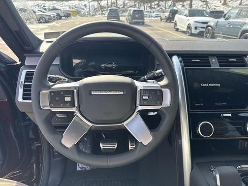 2026 Land Rover Discovery 