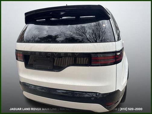 2025 Land Rover Discovery P300 Dynamic SE