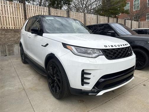 2025 Land Rover Discovery P300 Dynamic SE