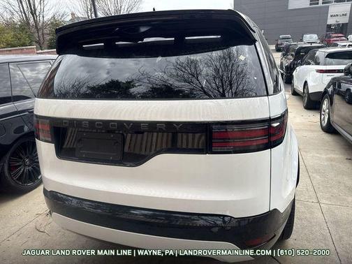 2025 Land Rover Discovery P300 Dynamic SE