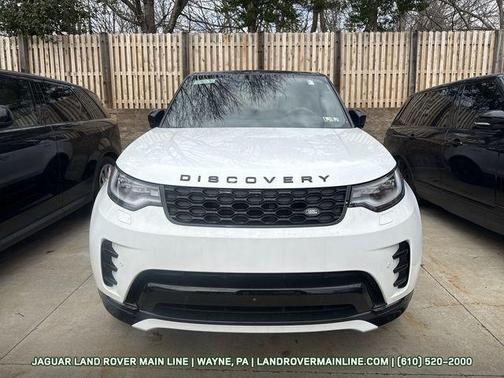 2025 Land Rover Discovery P300 Dynamic SE
