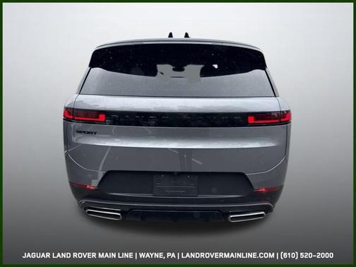 2025 Land Rover Range Rover Sport SE