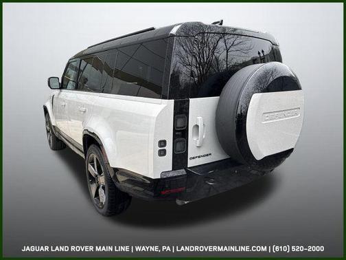 2026 Land Rover Defender 130 X-Dynamic SE