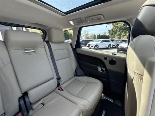2022 Land Rover Range Rover Sport HSE Silver Edition