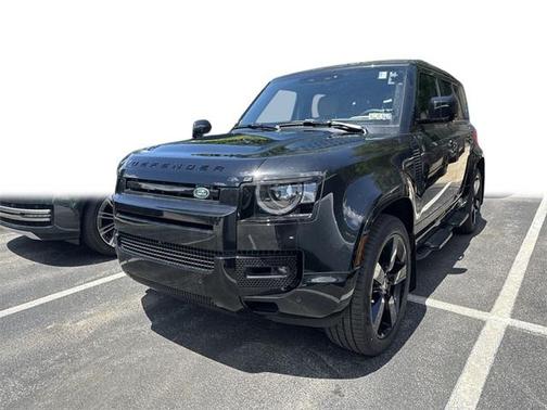 2025 Land Rover Defender 110 P400 X-Dynamic SE