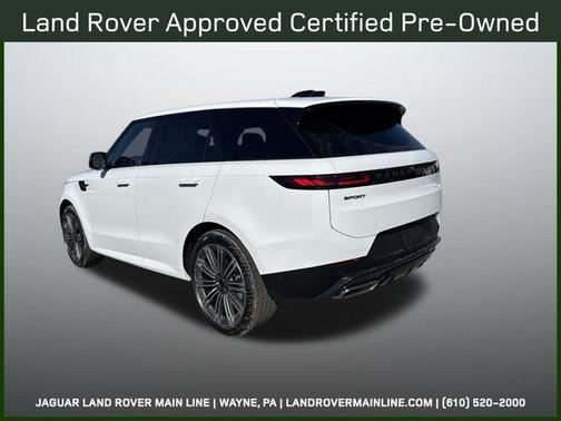 Fuji White 2026 Land Rover Range Rover Sport SE