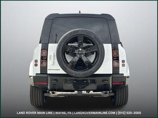 Fuji White 2026 Land Rover Defender P400 X-Dynamic SE