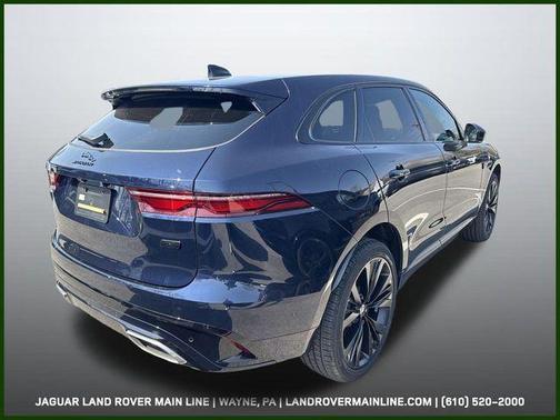 2026 Jaguar F-PACE P400 R-Dynamic S