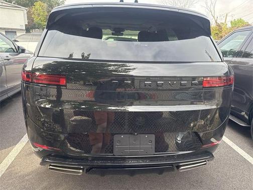 2024 Land Rover Range Rover Sport SE