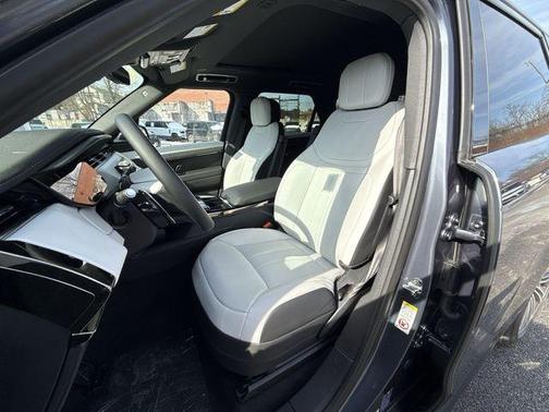 2026 Land Rover Range Rover Sport 5.0 Supercharged Dynamic