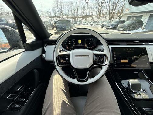 2026 Land Rover Range Rover Sport 5.0 Supercharged Dynamic