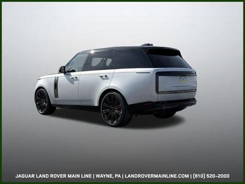 2026 Land Rover Range Rover P615 SV