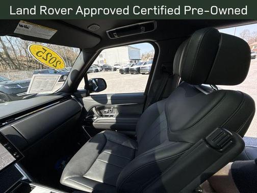 Obsidian Black Satin 2025 Land Rover Range Rover AUTOBIOGRAPHY