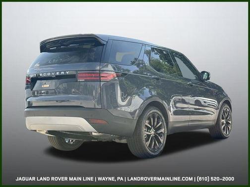 Varesine Blue 2026 Land Rover Discovery S